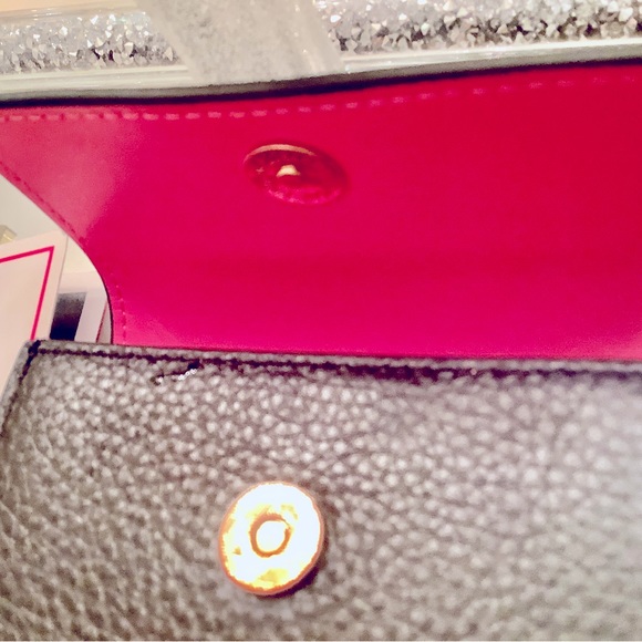 Beautiful designer leather wallet credit card case - Picture 4 of 6